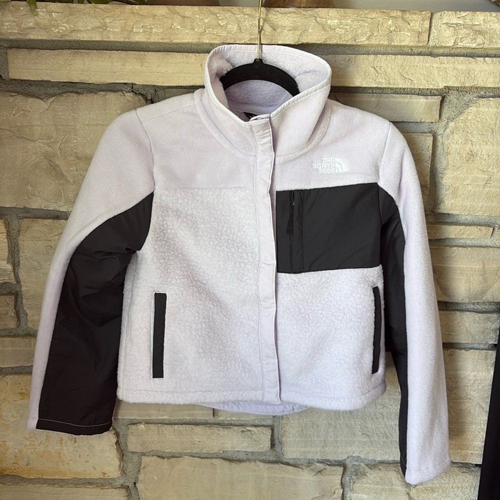Lavender Northface cropped fleece jacket